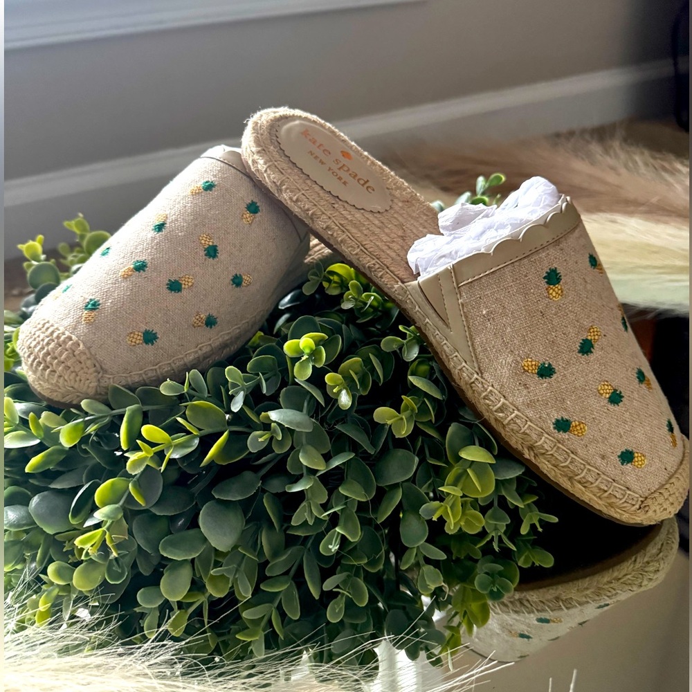 [[NIB]] Kate Spade Scallop-trim Pineapple Espadrille Mules  ~ Size 9